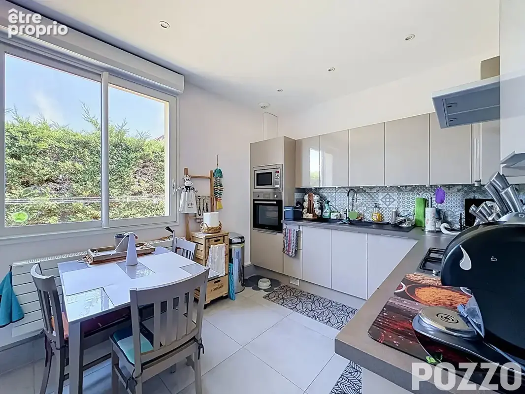 Maison Saint Martin De Brehal 10 pièces 347 m2 - photo 9