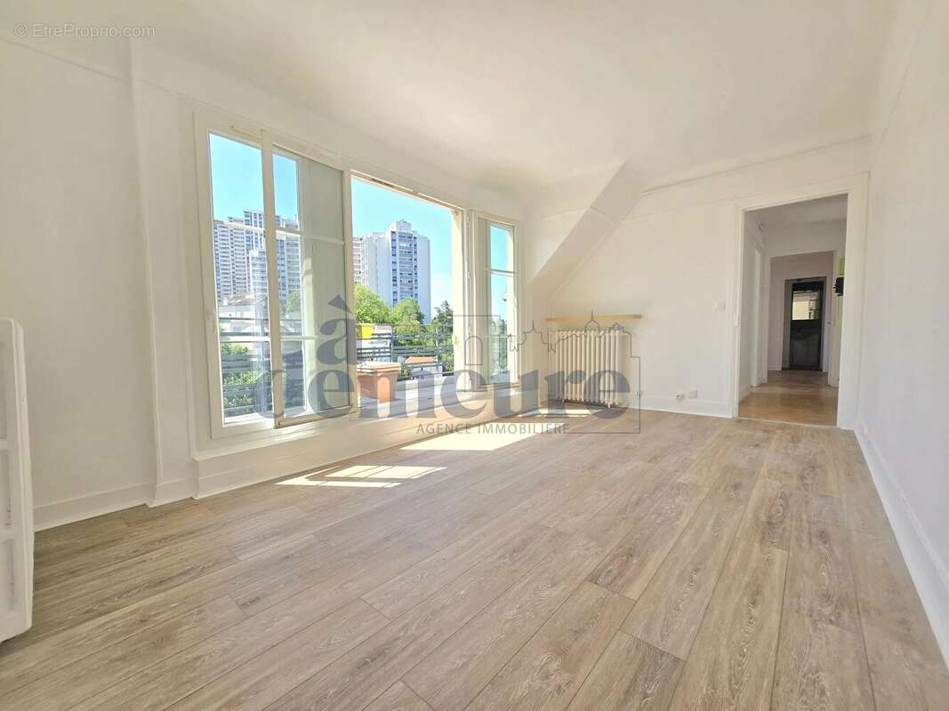 Appartement à ISSY-LES-MOULINEAUX