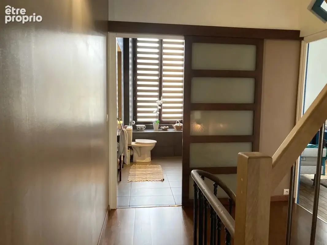 Maison de ville en pierre superbement présentée - photo 11