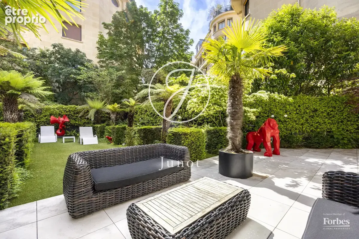 Paris 16e - MARÉCHAL MAUNOURY - Maison contemporaine - 424,29m² habitables - 8 pièces - Jardin 400m² - Terrasses - Piscine - Gar - photo 25