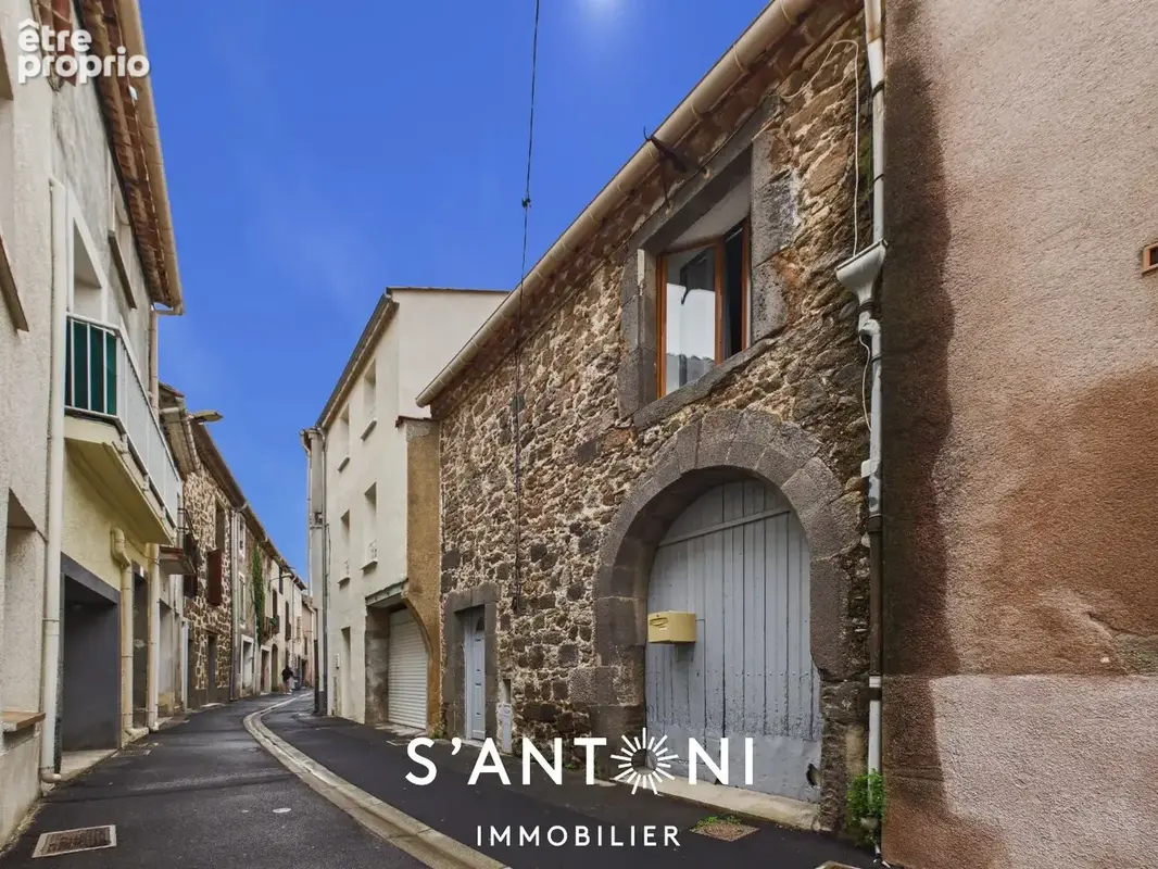Atypique et Pleine de Charme  Maison de Ville avec Grand Garage - photo 2