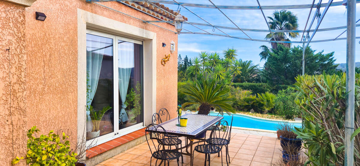 Maison à COGOLIN