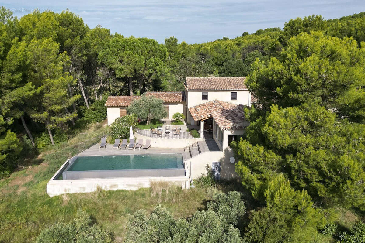 Domaine viticole & Villa contemporaine - Art de vivre en Provence - photo 7