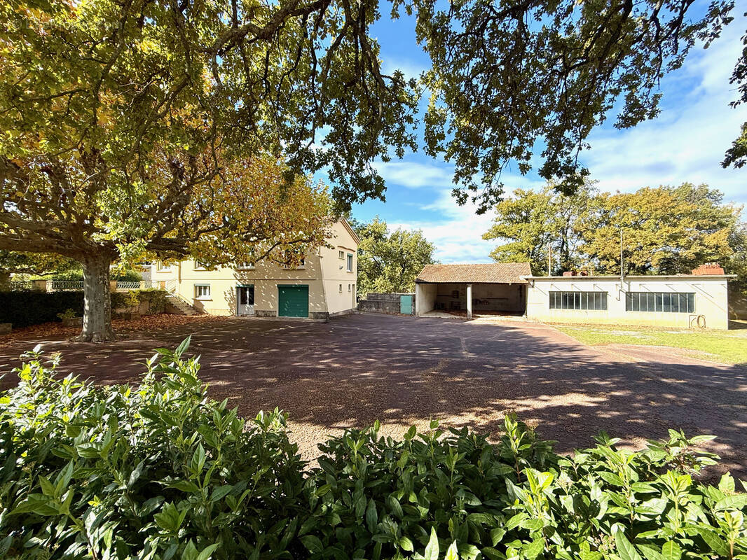 Maison à SUZE-LA-ROUSSE