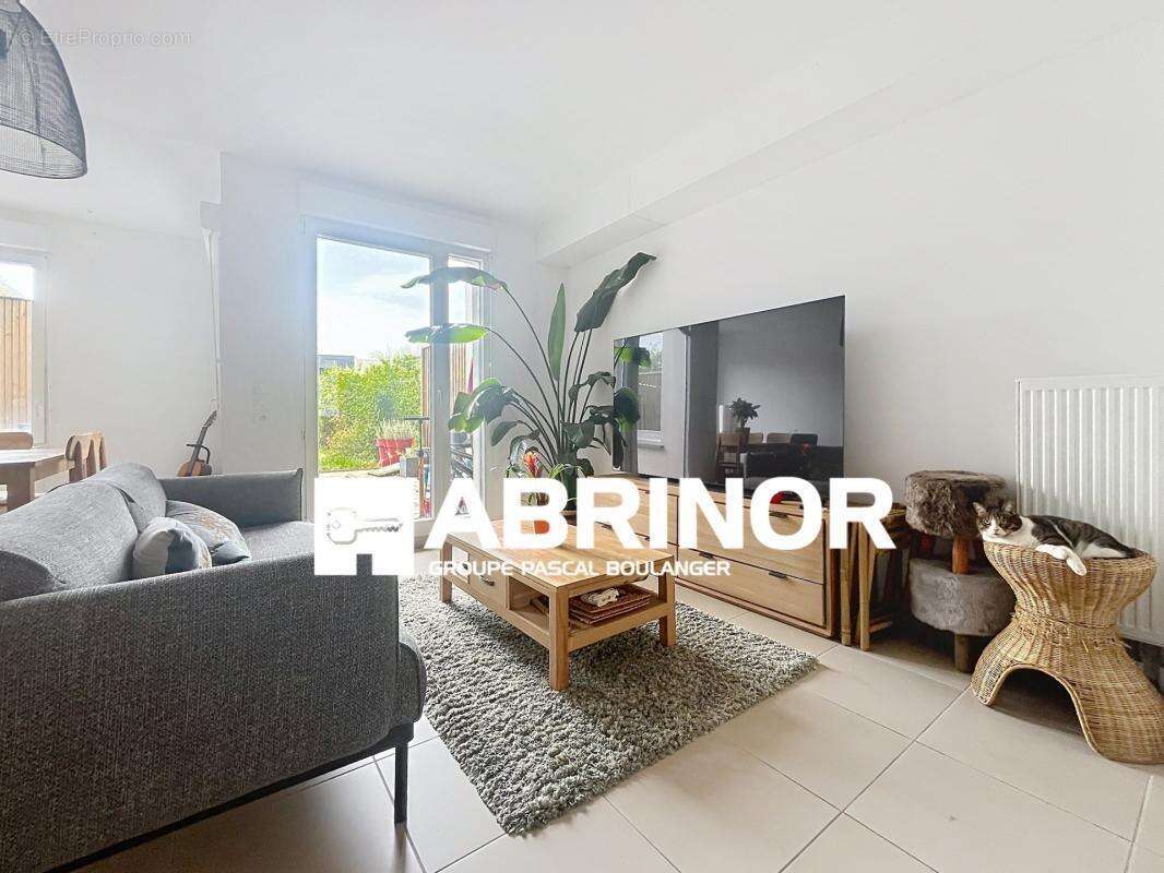 Lille - Appartement de Type 4 - Duplex - 3 chambres - Jardin - 1 place de parking - photo 7