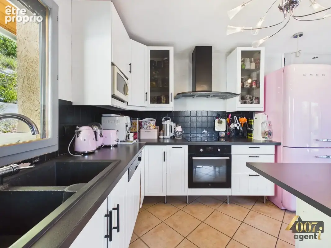 Maison 10 pièces 210 m² à vendre à Sainte-Helene-Du-Lac (73800) - photo 9