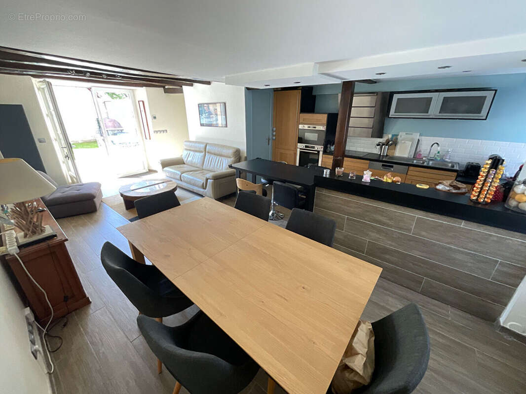 Exclusivité ** maurecourt ** corp de ferme en parfait état général ** - photo 4