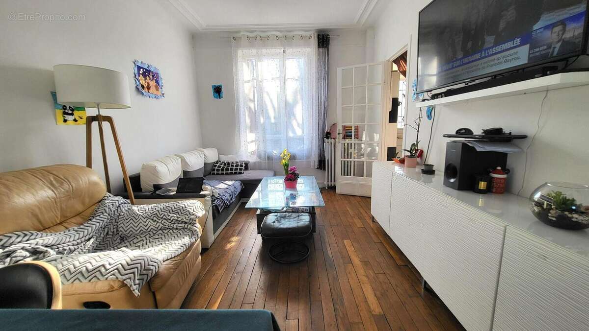 Maison à LES CLAYES-SOUS-BOIS