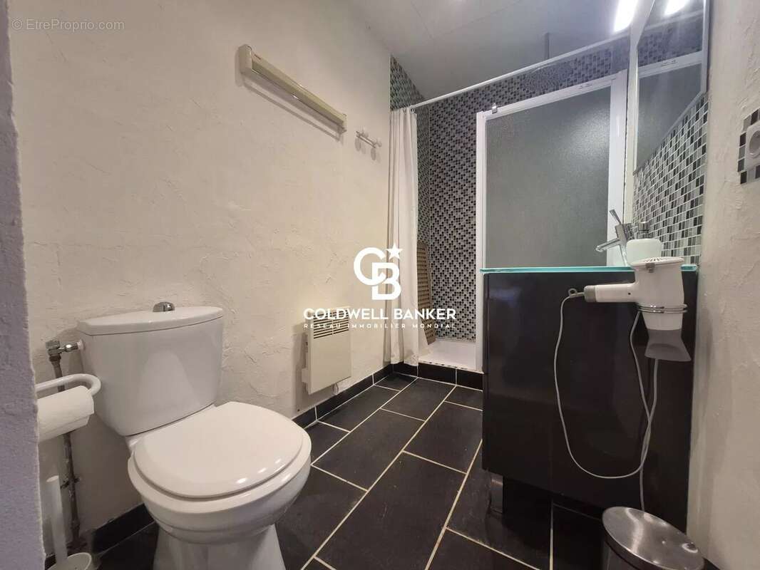 Maison à ROQUEBRUNE-SUR-ARGENS