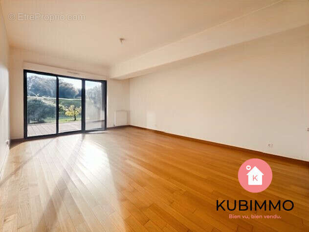 Appartement à FERRIERES-EN-BRIE