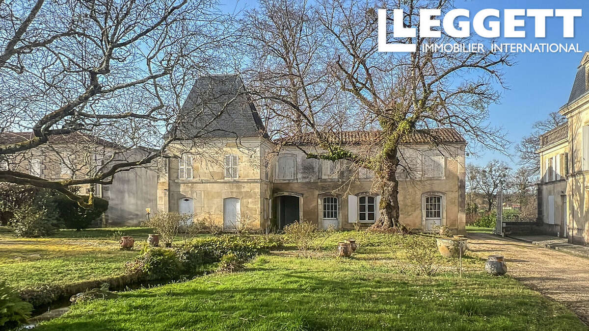 Maison à COGNAC