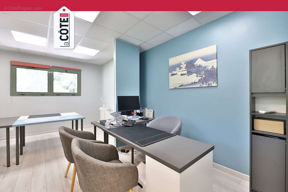 Bureaux Marignane 6 pièce(s) - photo 8
