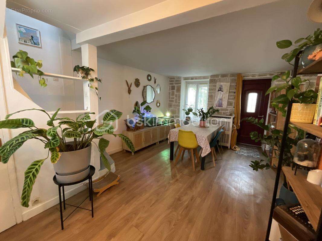 Maison à CLAYE-SOUILLY