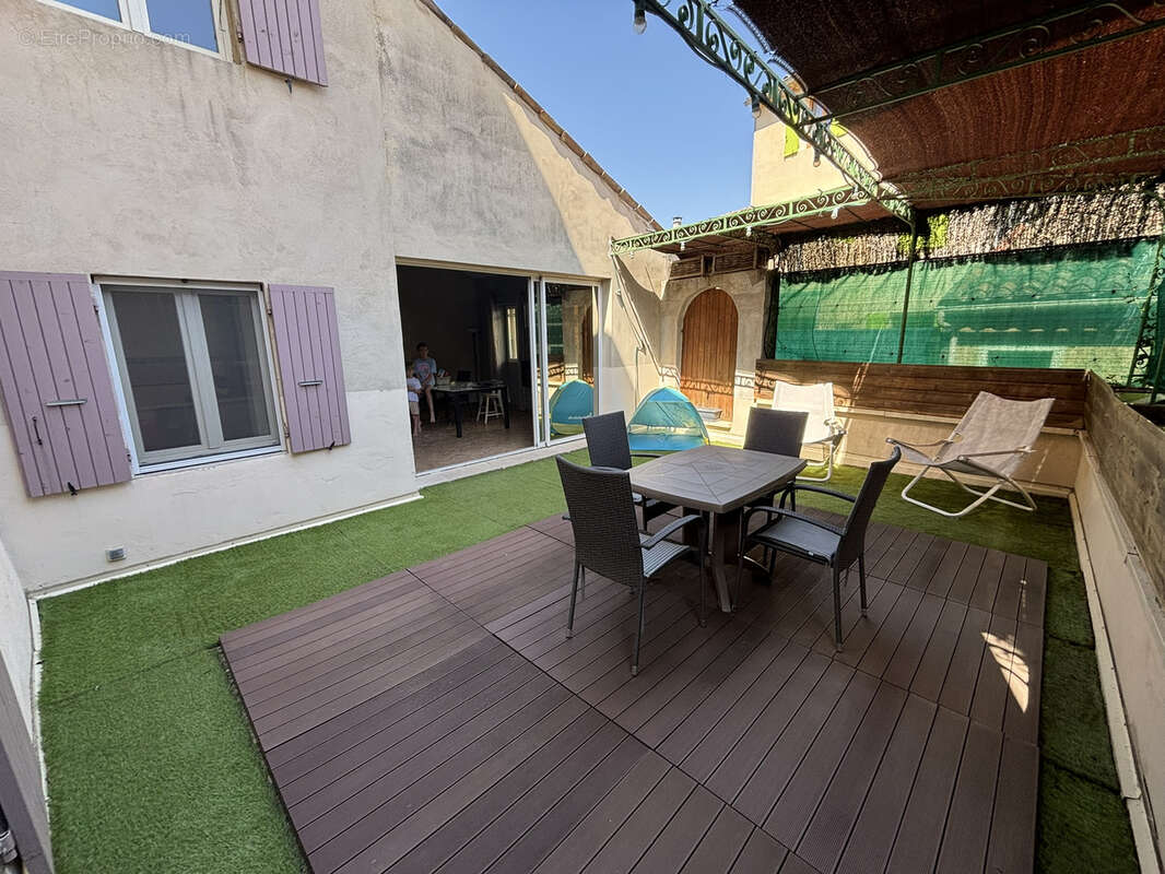 Maison à MALAUCENE