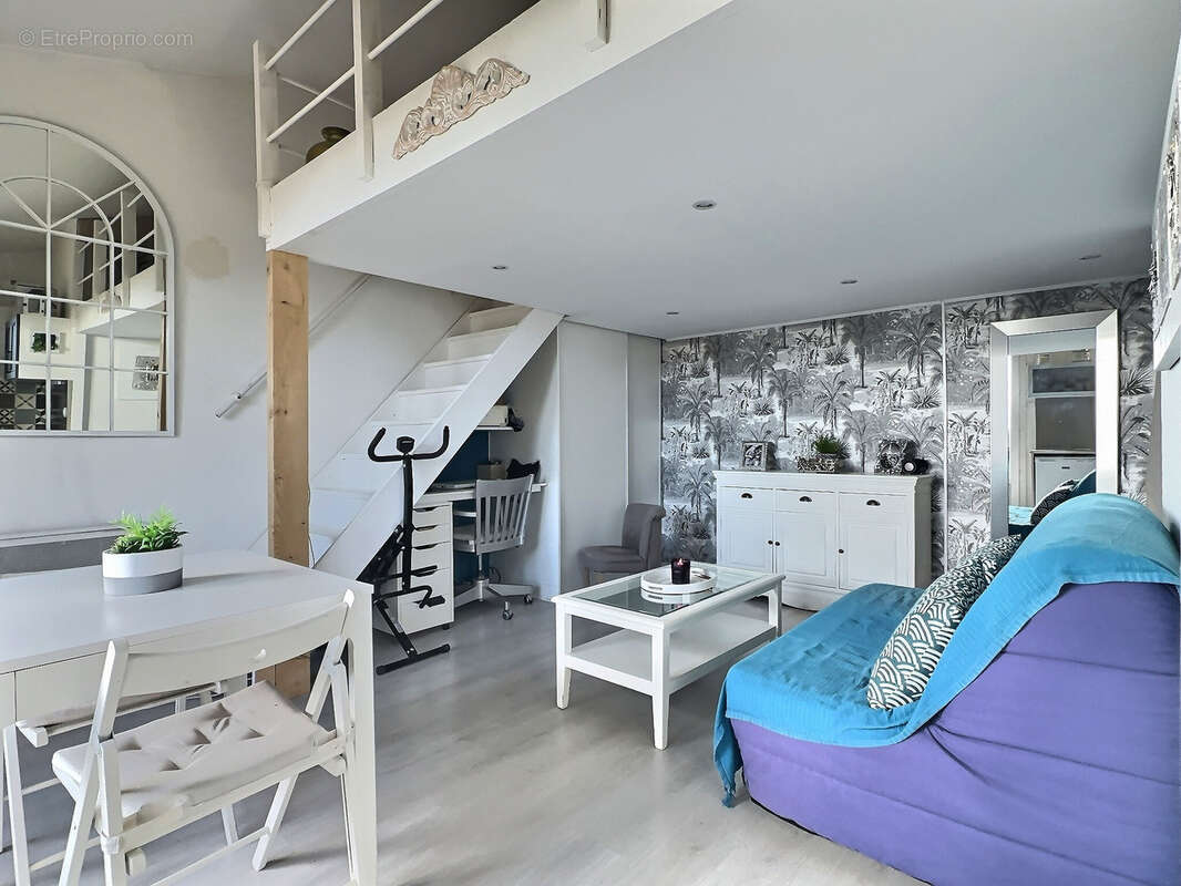 Appartement à HYERES