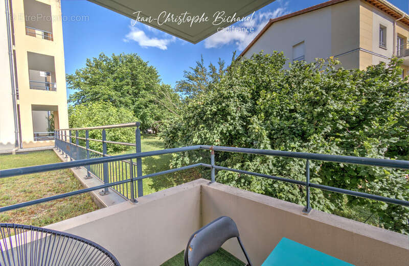 Appartement à GRIGNY