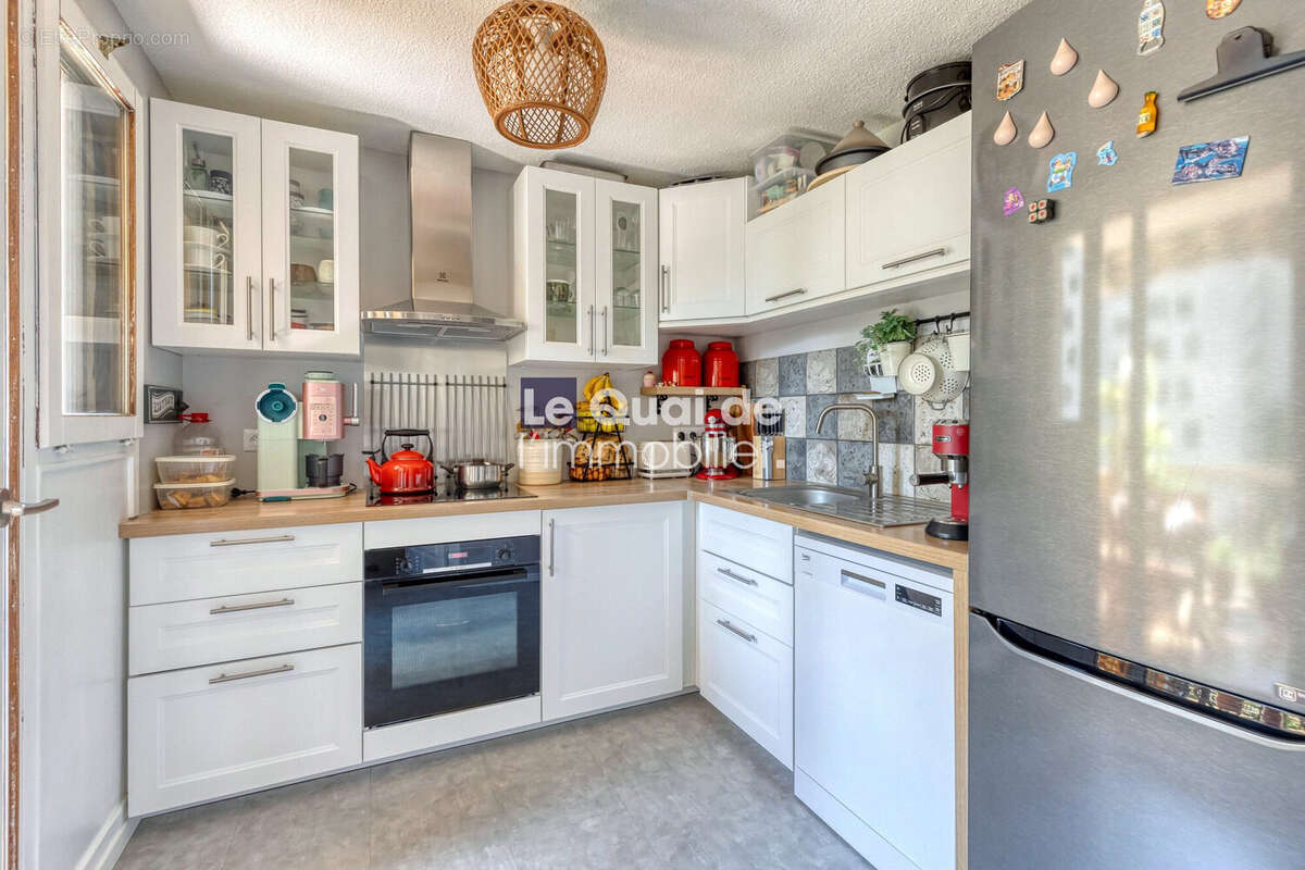 Appartement à MEYLAN