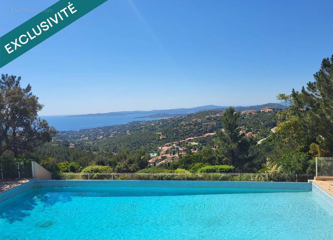 Photo 1 - Appartement à ROQUEBRUNE-SUR-ARGENS
