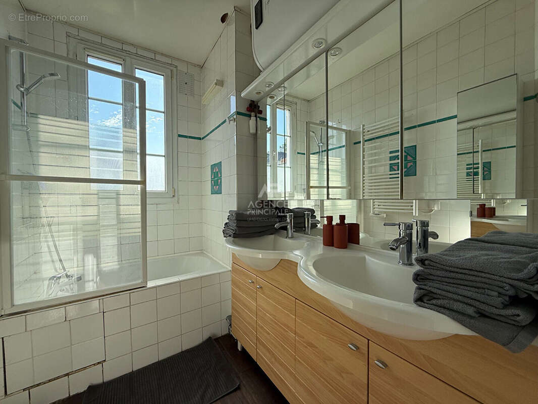 Appartement à SEVRES