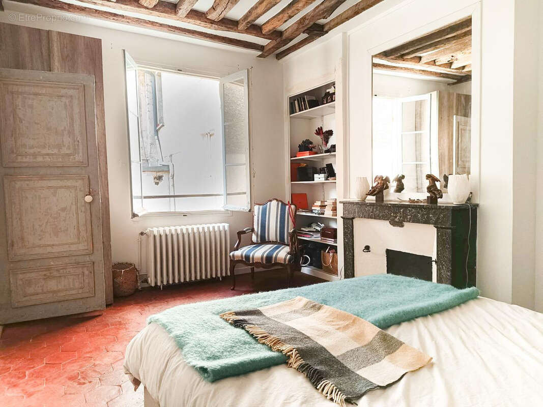 Appartement à VERSAILLES