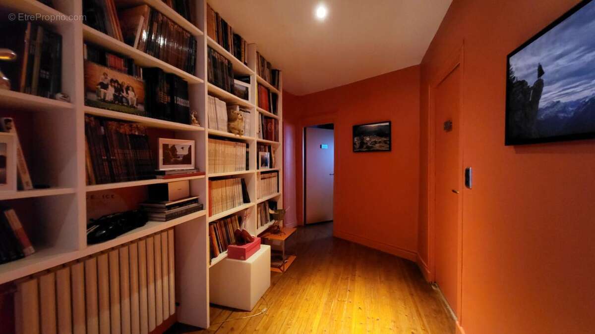 Maison à SAINT-QUENTIN