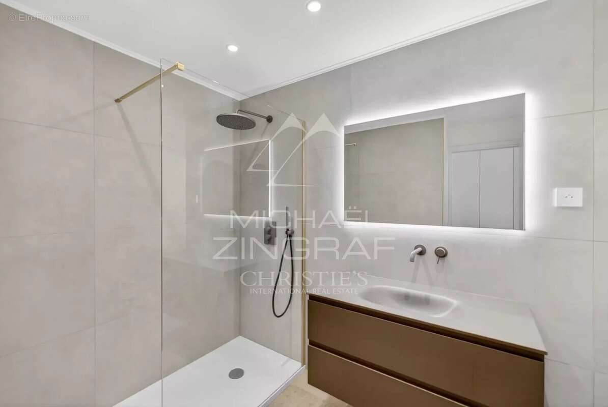 Appartement à VILLEFRANCHE-SUR-MER