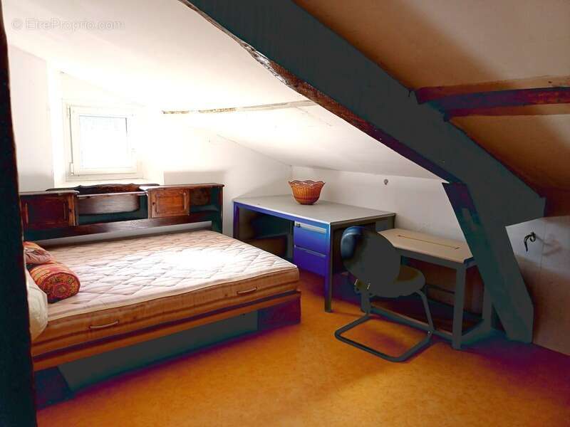 Maison à SAINT-PRIEST-BRAMEFANT