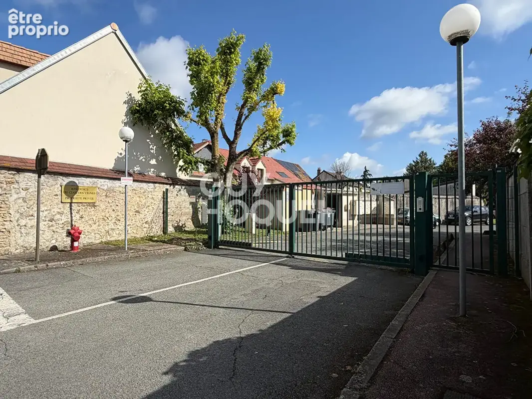Appartement Coudray-Montceaux avec garage et place de parking - photo 6