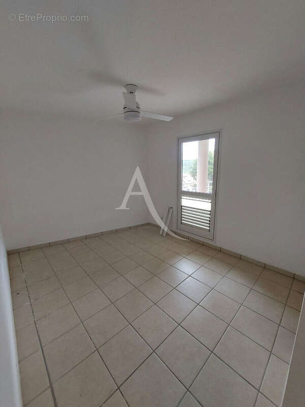 Appartement à LE ROBERT