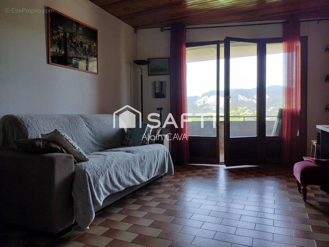 Photo 1 - Appartement à SEYNE