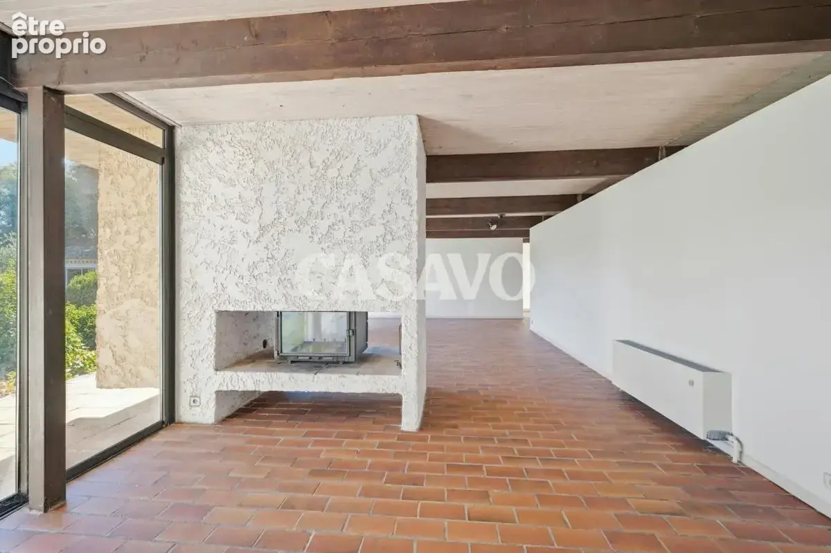 Vente Maison 5 pièces de 192m² - 13100 Saint-Marc-Jaumegarde - photo 8