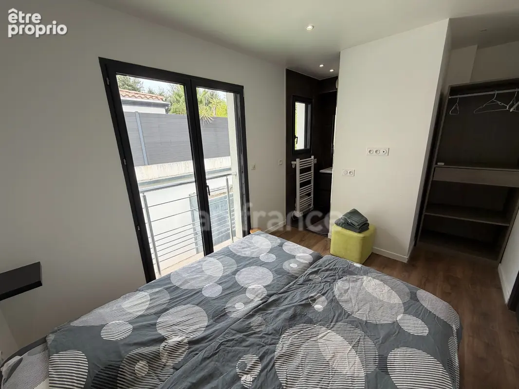 Maison à vendre 4 pièces SAINT AYGULF (83), piscine, jacuzzi,2 terrasses, jardin - photo 7