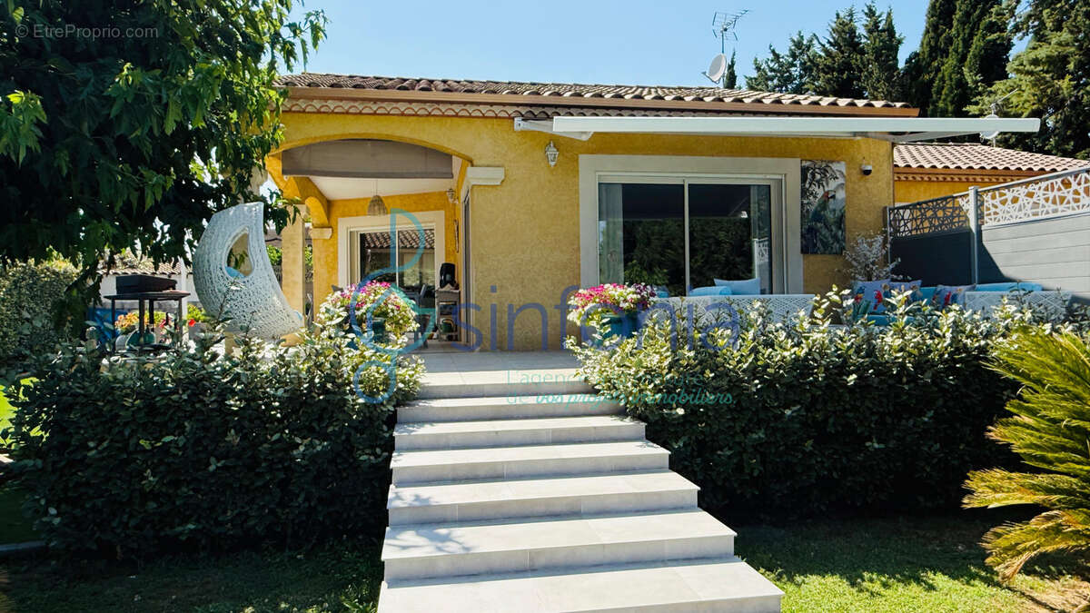 Vente maison coup de coeur située à seulement 4 km de la cité ducale d'Uzès. - photo 23