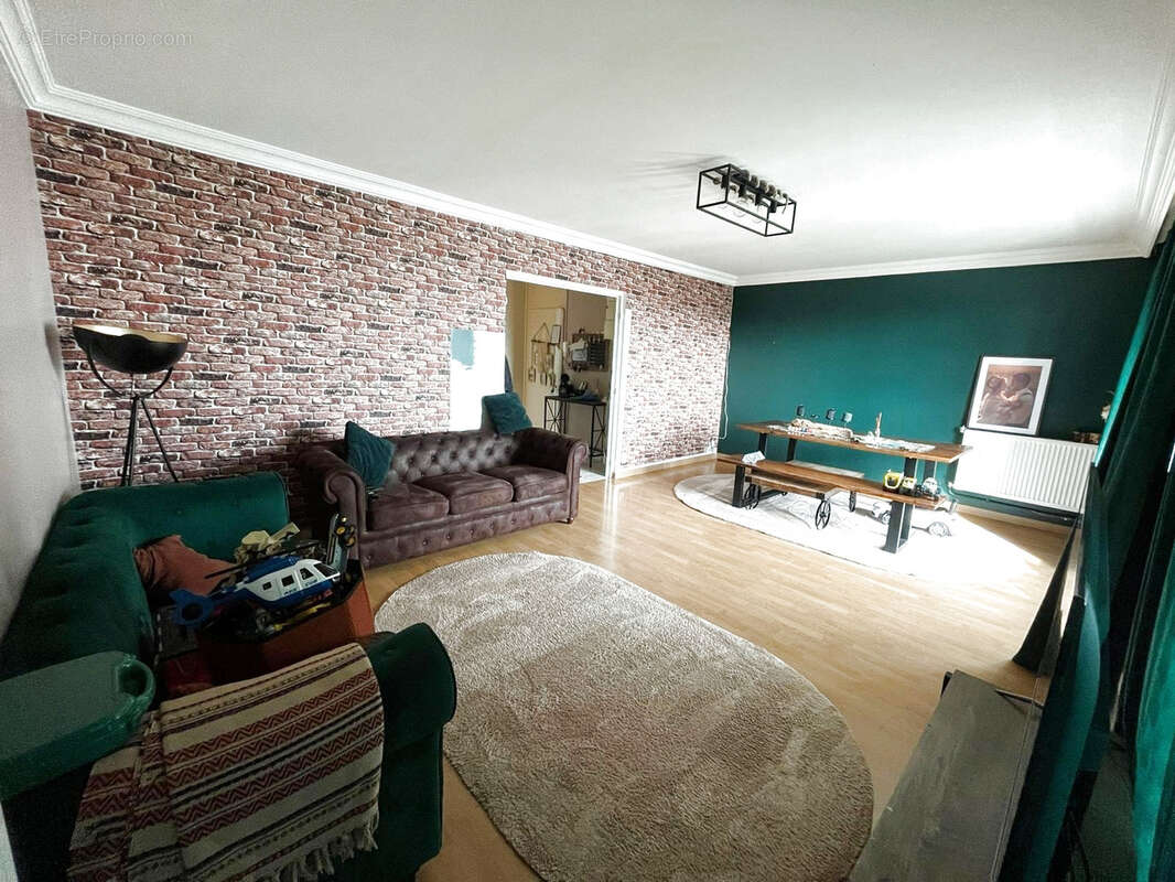 Appartement à VENISSIEUX