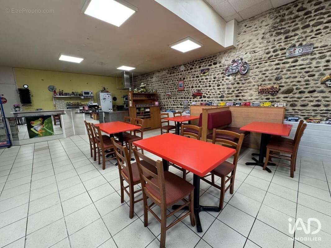 Photo 3 - Commerce à BOUGARBER