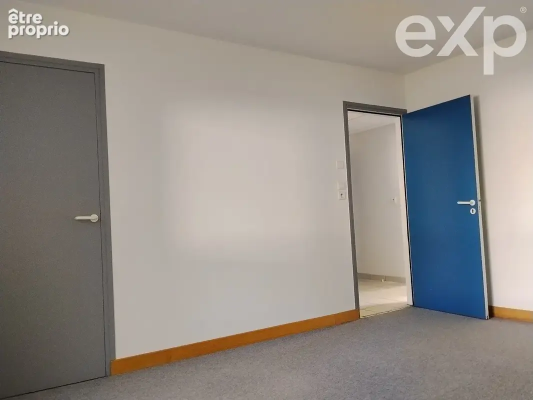 Commerce 93 m² à vendre à Chatenoy-Le-Royal (71880) - photo 6
