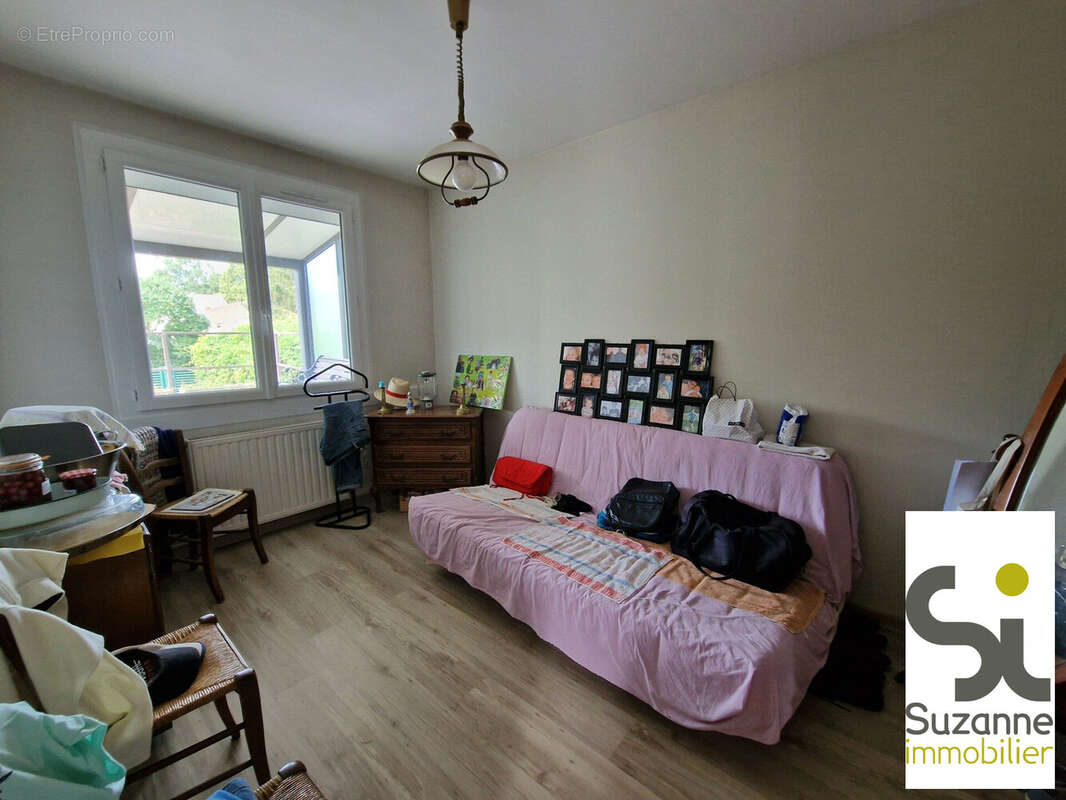 Maison 80 m² à Viriville  - photo 9