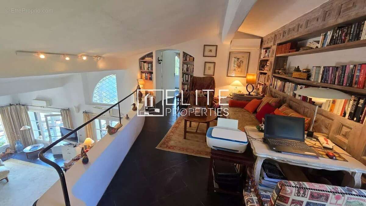 Maison 5 pièces de 193 m² - mouans-sartoux castellaras - photo 15