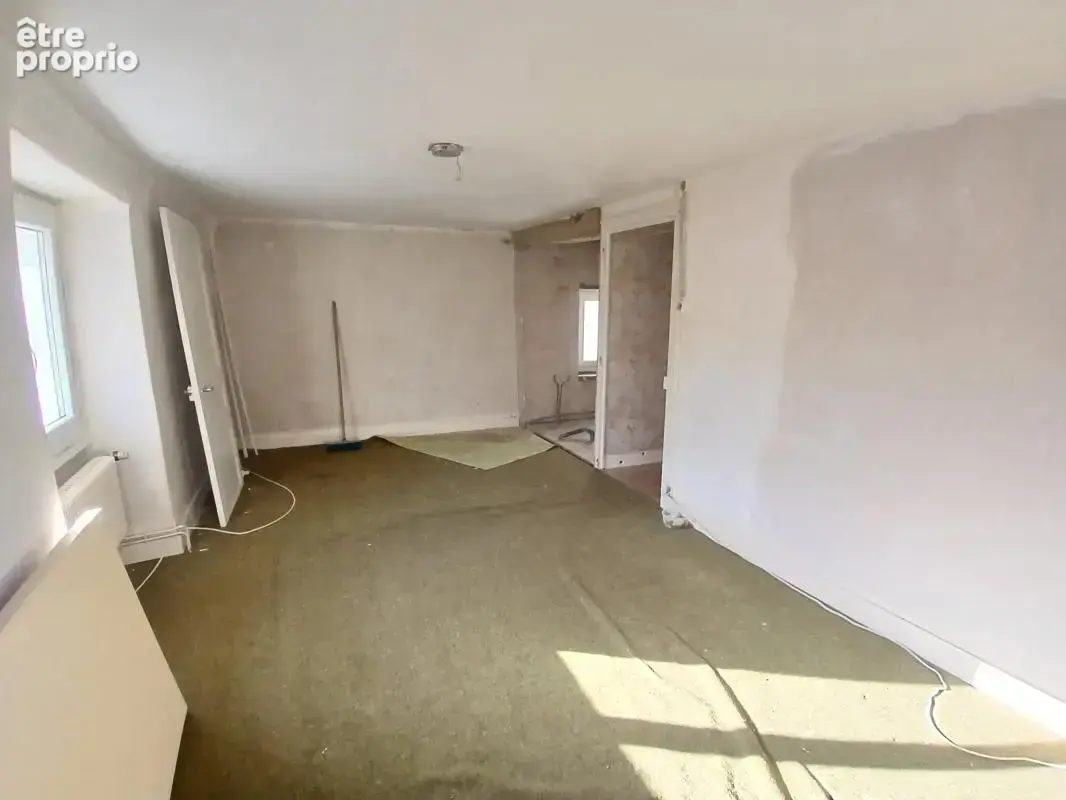 Maison à finir de rénover   Idéale pour donner vie à votre p - photo 11