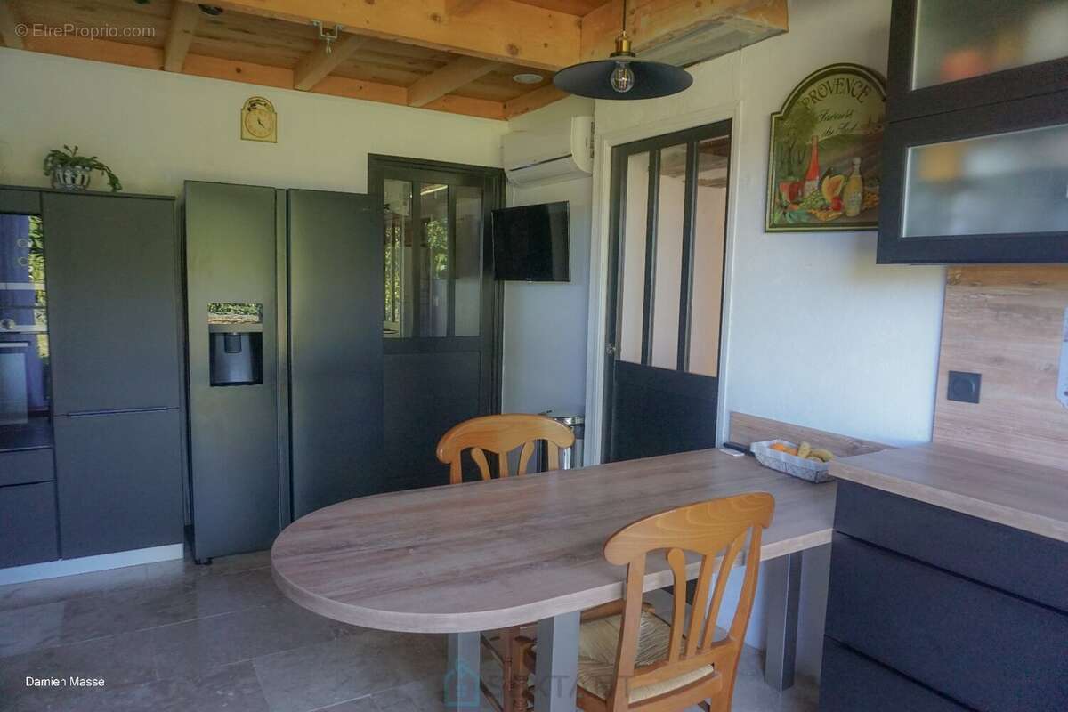 Maison à SAINT-SAUD-LACOUSSIERE