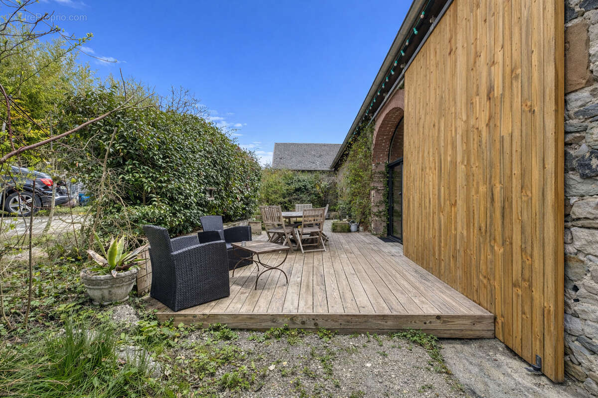 Maison à ALBY-SUR-CHERAN