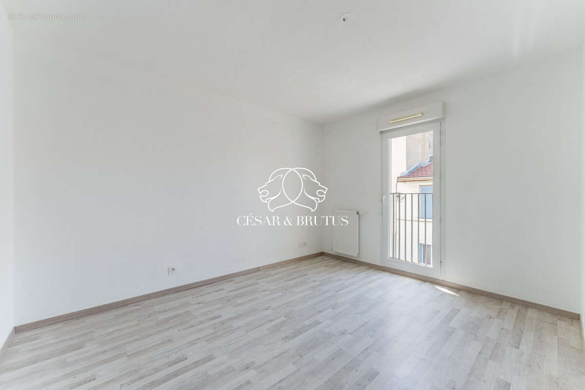 Appartement à LYON-9E