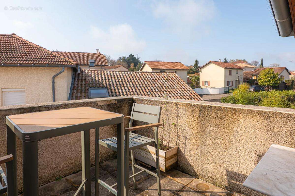 Appartement à VALENCIN