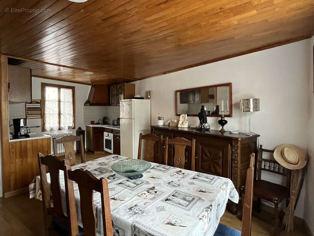 Maison à SAINT-PIERRE-DELS-FORCATS