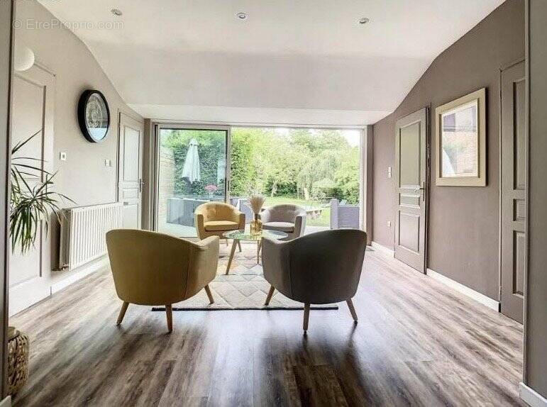 Maison à LA CHAPELLE-D&#039;ARMENTIERES