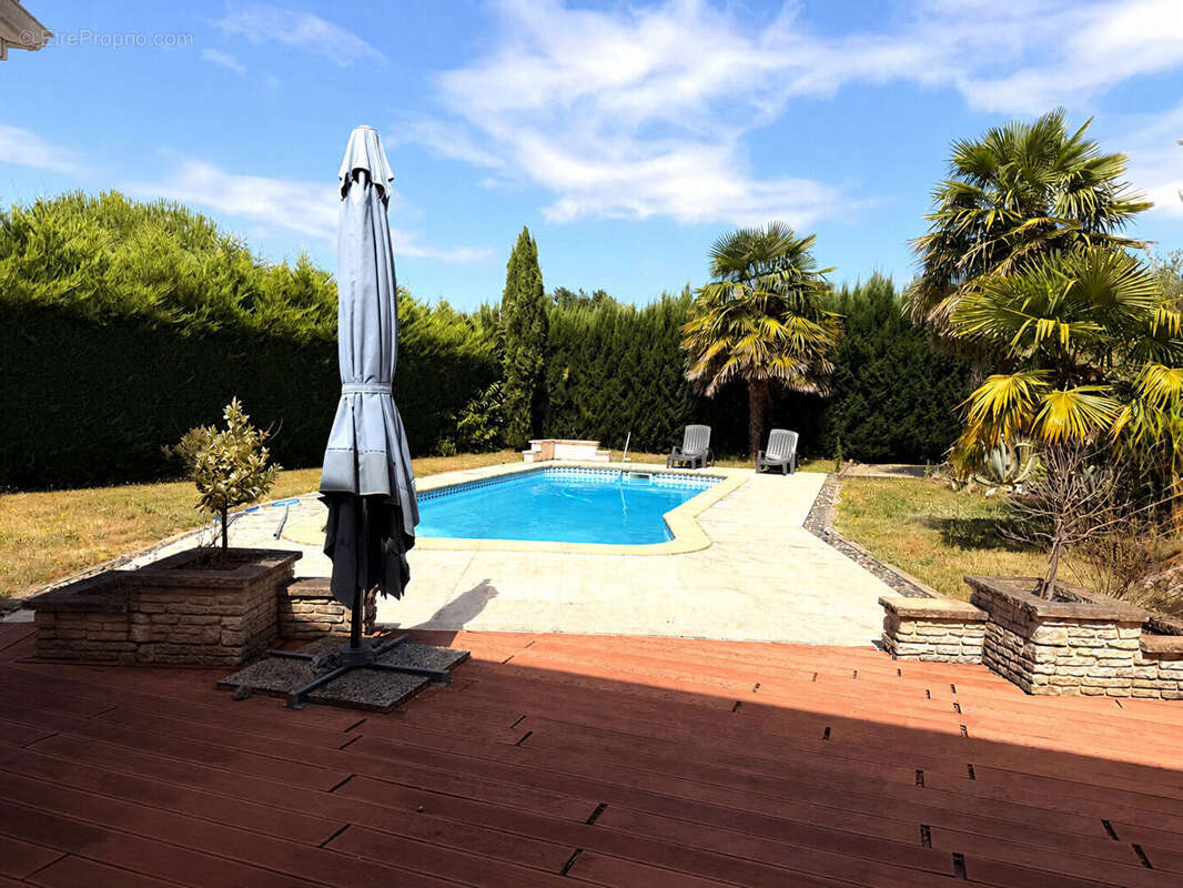 Maison 188m² à fontaine-le-comte - photo 14