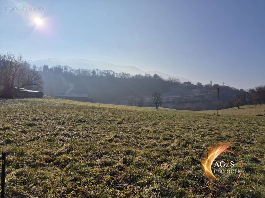 Terrain à LA CHAPELLE-BLANCHE