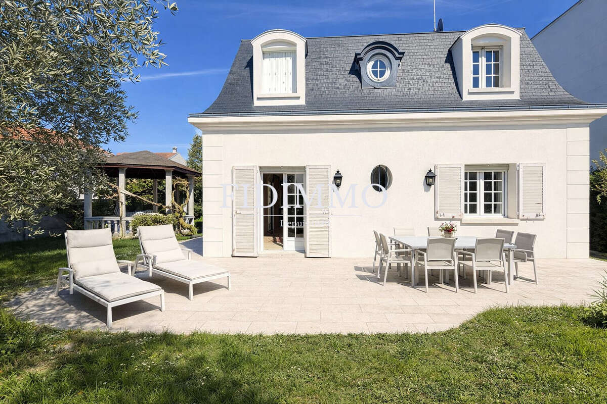 Maison à ORMESSON-SUR-MARNE