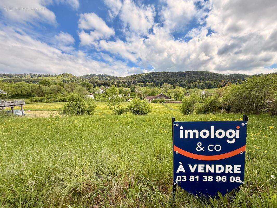 Terrain à NODS