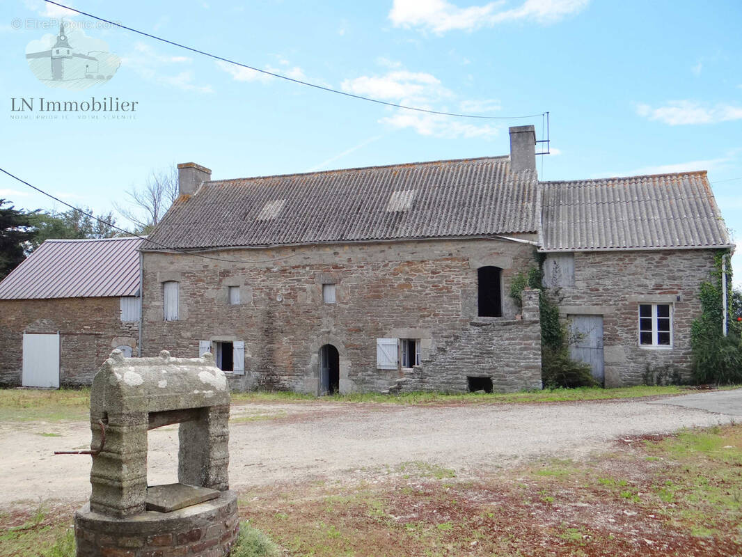 Maison à CLOHARS-CARNOET